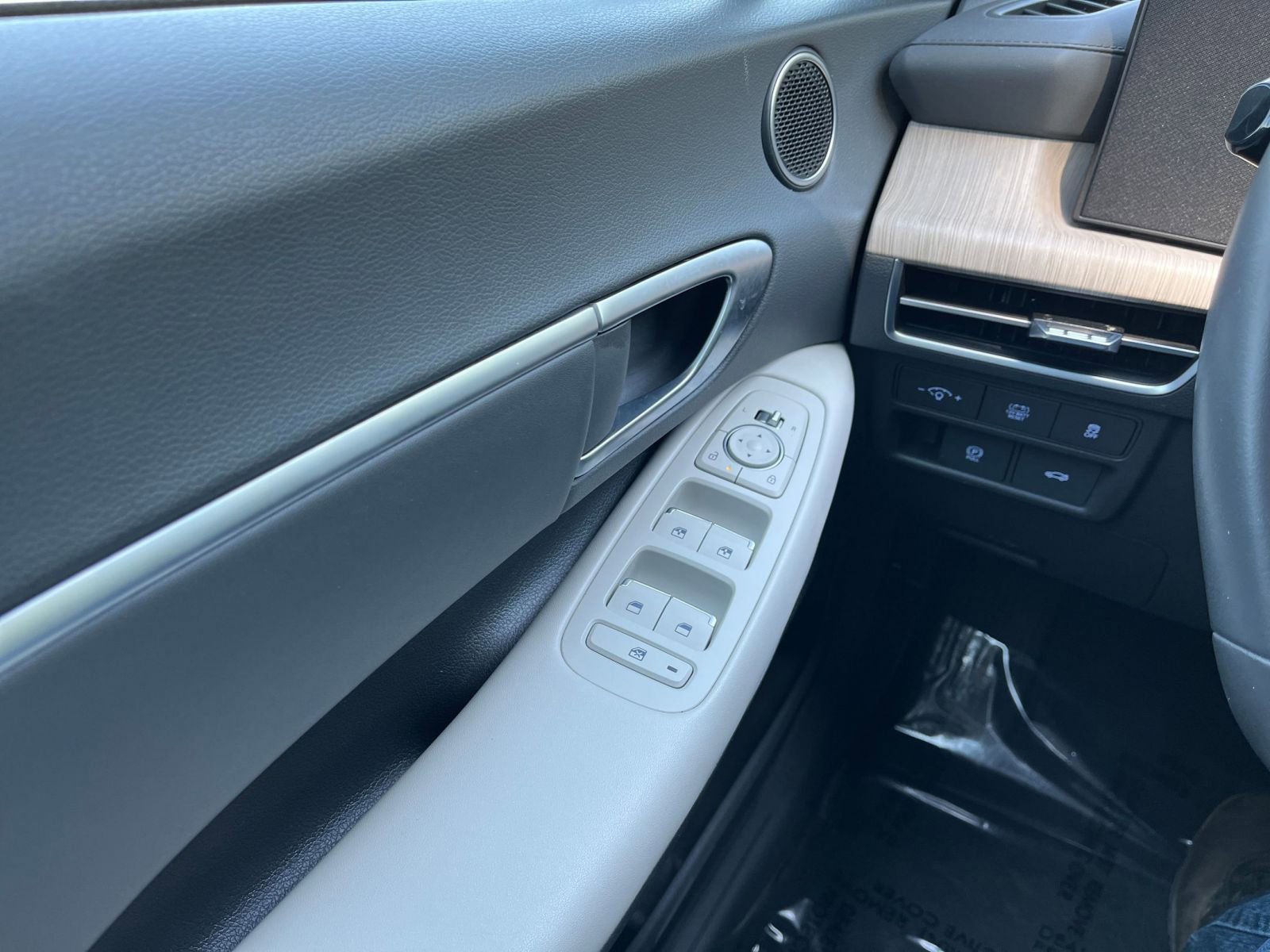 Used 2025 Hyundai Sonata SEL FWD image 18