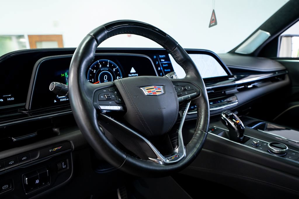 Used 2023 Cadillac Escalade V AWD/4WD image 31