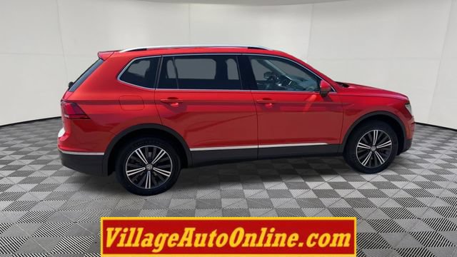 Used 2018 Volkswagen Tiguan SEL AWD/4WD image 44