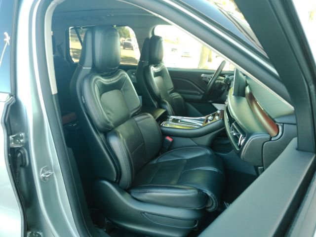 Used 2020 Lincoln Aviator Grand Touring w/ Equipment Group 301A AWD/4WD image 26