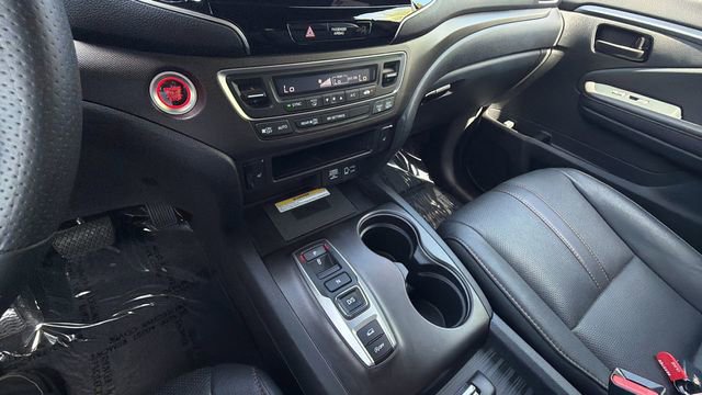 Used 2023 Honda Passport TrailSport image 34