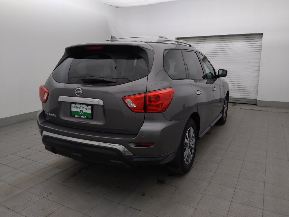 Used 2019 Nissan Pathfinder S FWD image 9