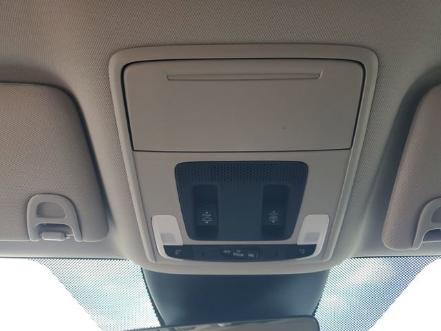 New 2025 Honda Pilot Touring image 25