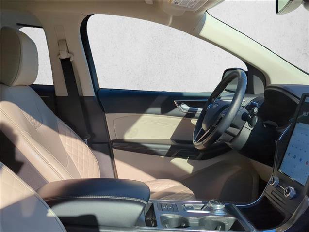 Certified 2024 Ford Edge Titanium w/ Equipment Group 301A image 23