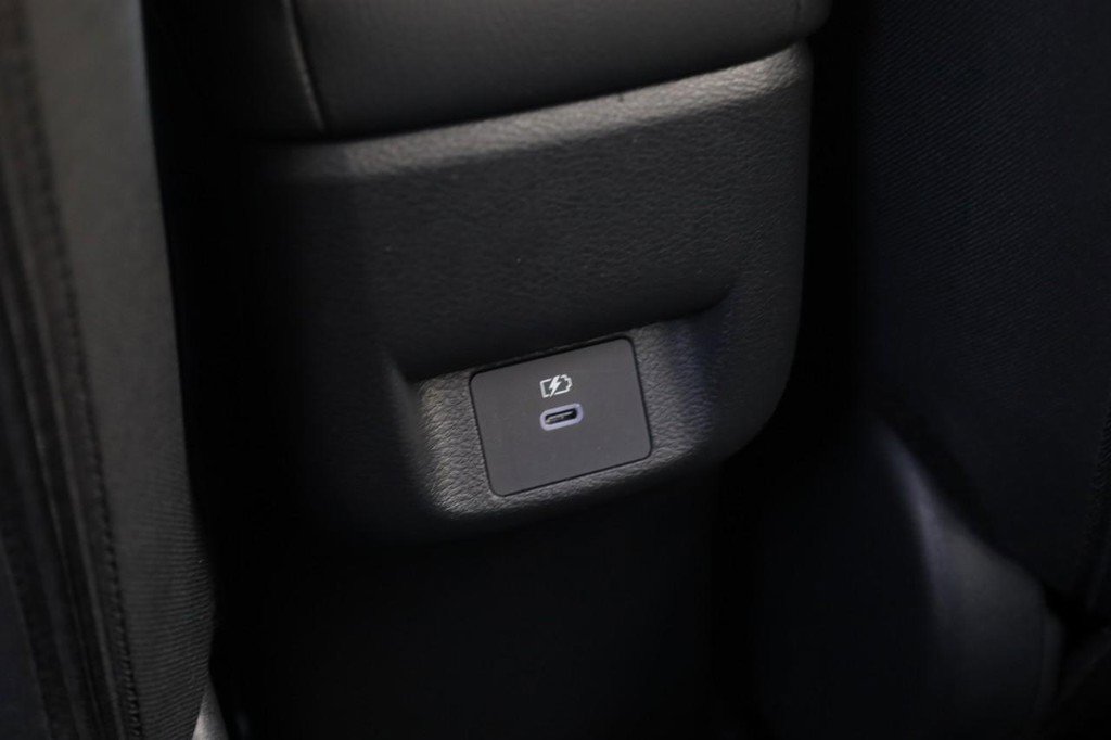 New 2025 Nissan Versa SV w/ Trunk Package FWD image 20