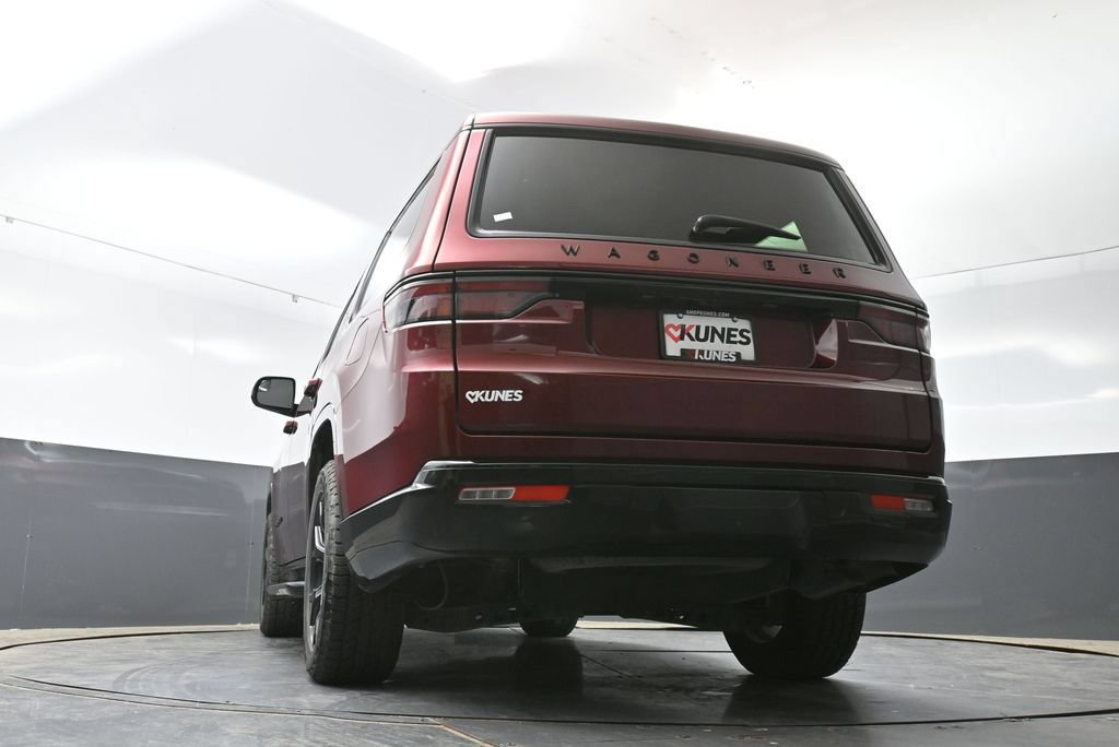 Used 2024 Jeep Wagoneer Series II AWD/4WD image 56