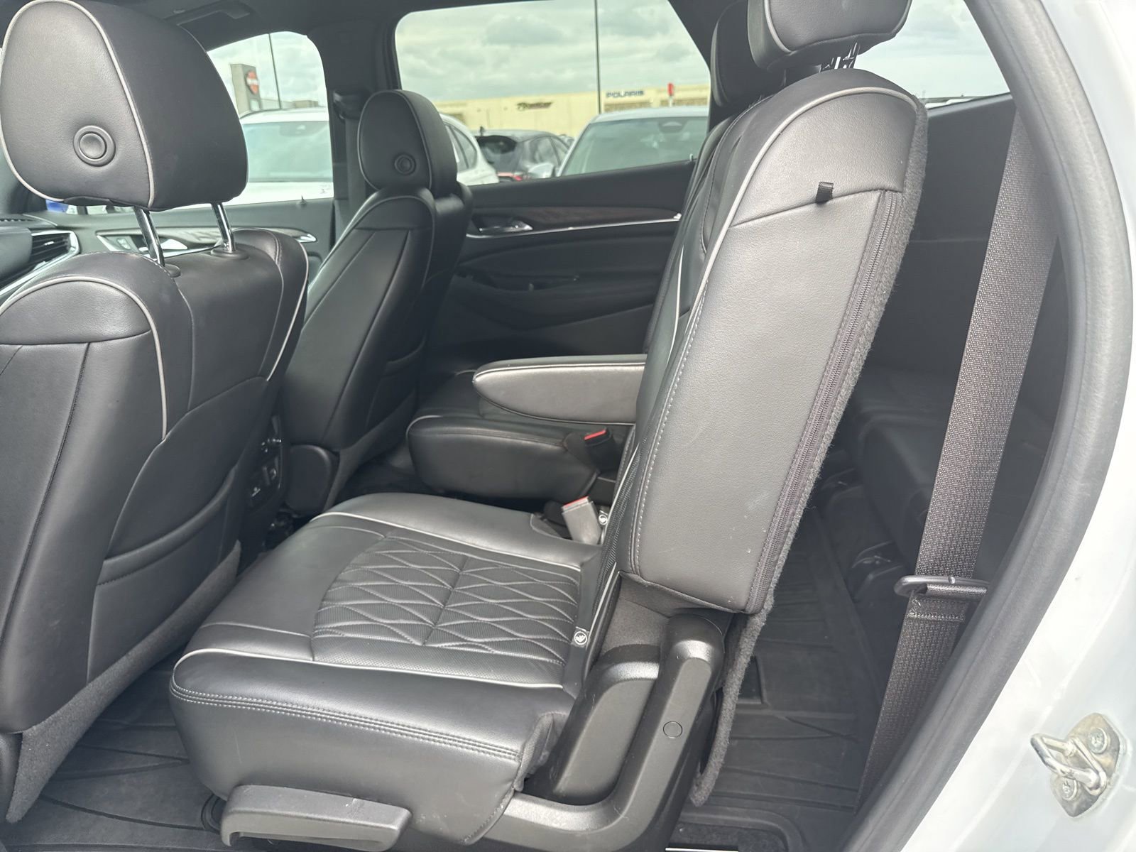 Used 2023 Buick Enclave Avenir w/ Avenir Technology Package image 8