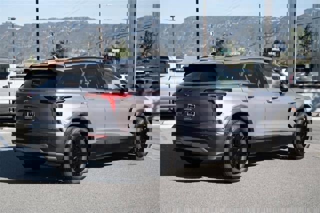 New 2026 Chevrolet Blazer EV LT image 4