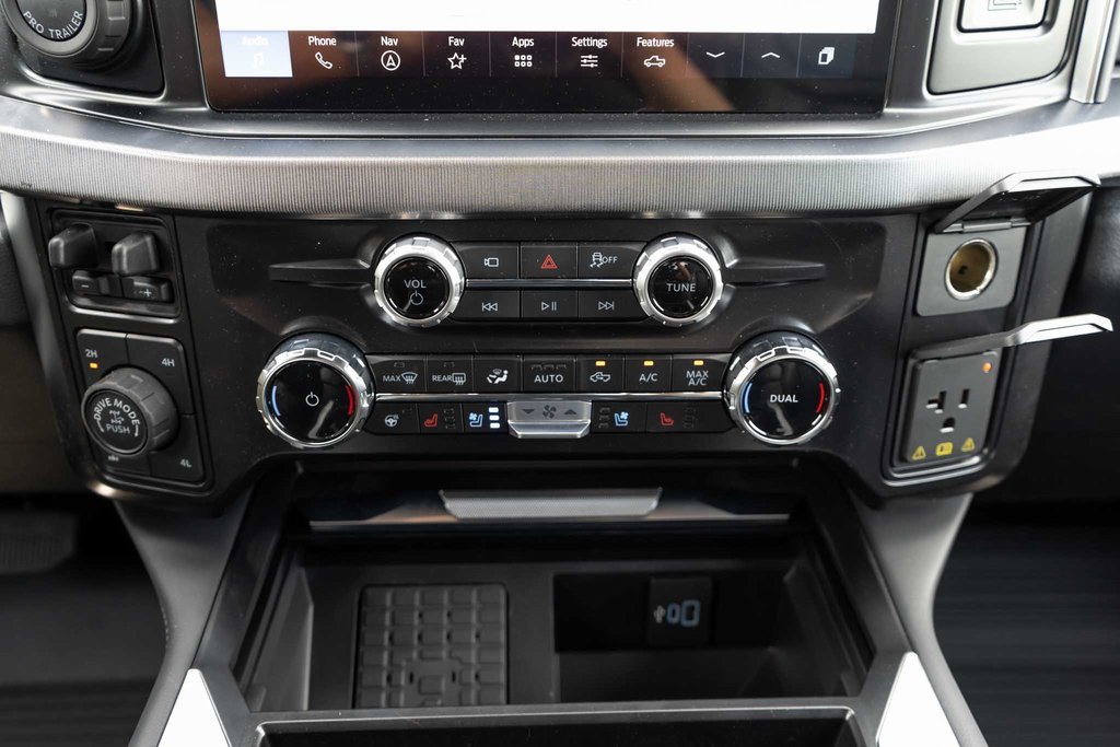 Used 2025 Ford F250 Platinum w/ Tremor Off-Road Package image 20