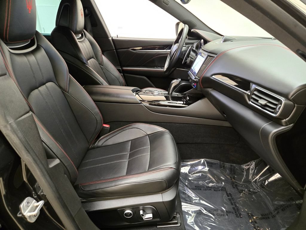 Certified 2024 Maserati Levante GT Ultima AWD/4WD image 27