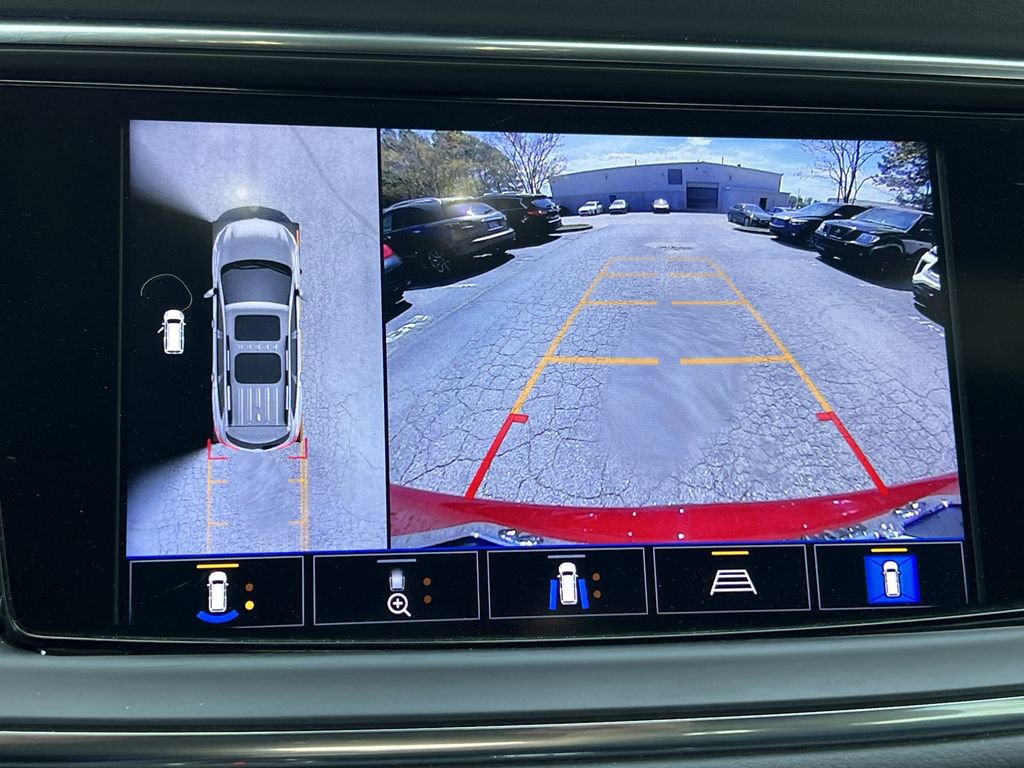 Used 2024 Buick Enclave Premium image 26