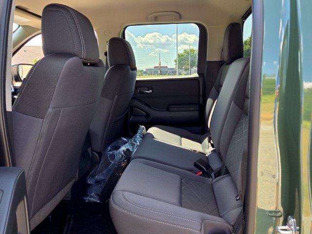 New 2027 Nissan Frontier SV RWD image 6