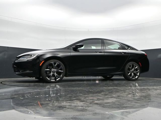 Used 2015 Chrysler 200 S w/ Navigation & Sound Group I AWD/4WD image 39