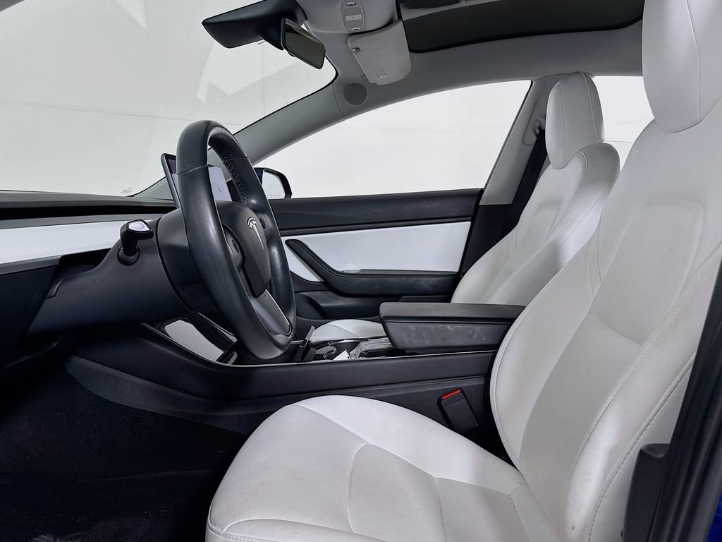 Used 2018 Tesla Model 3 Long Range image 10
