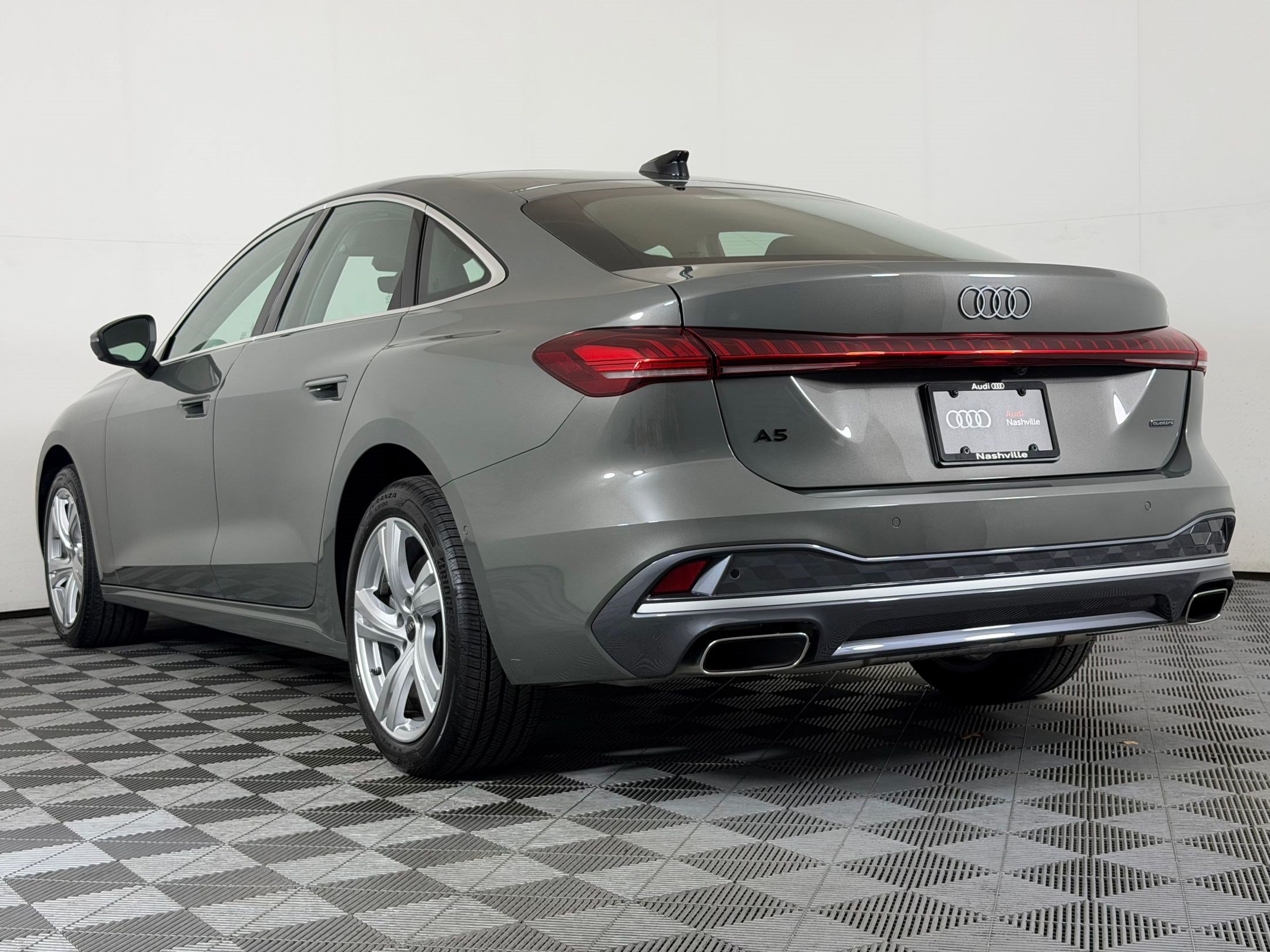 Used 2025 Audi A5 2.0T Premium Plus AWD/4WD image 3