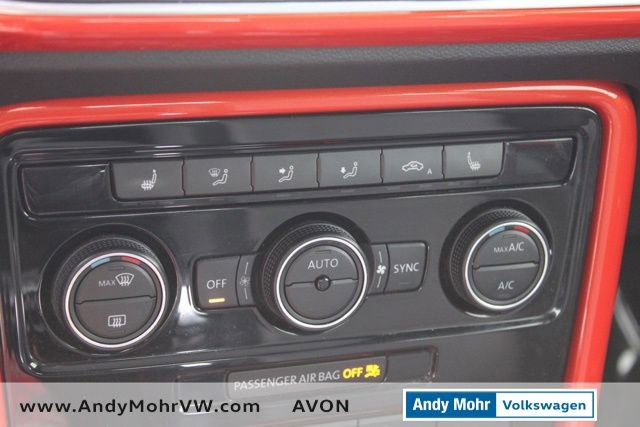 Used 2019 Volkswagen Beetle 2.0T SE image 35