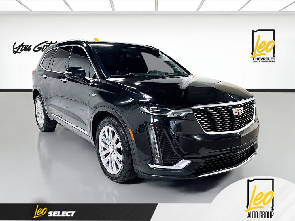 Used 2023 Cadillac XT6 Premium Luxury image 3