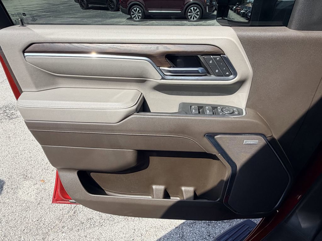 Certified 2024 GMC Sierra 2500 SLT w/ SLT Premium Package image 24