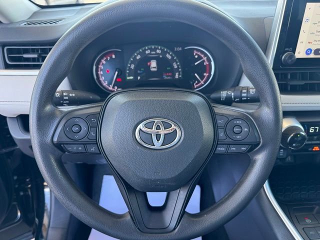 Used 2024 Toyota RAV4 XLE image 12