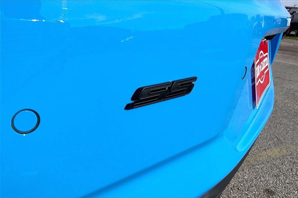 Used 2022 Chevrolet Camaro SS image 19