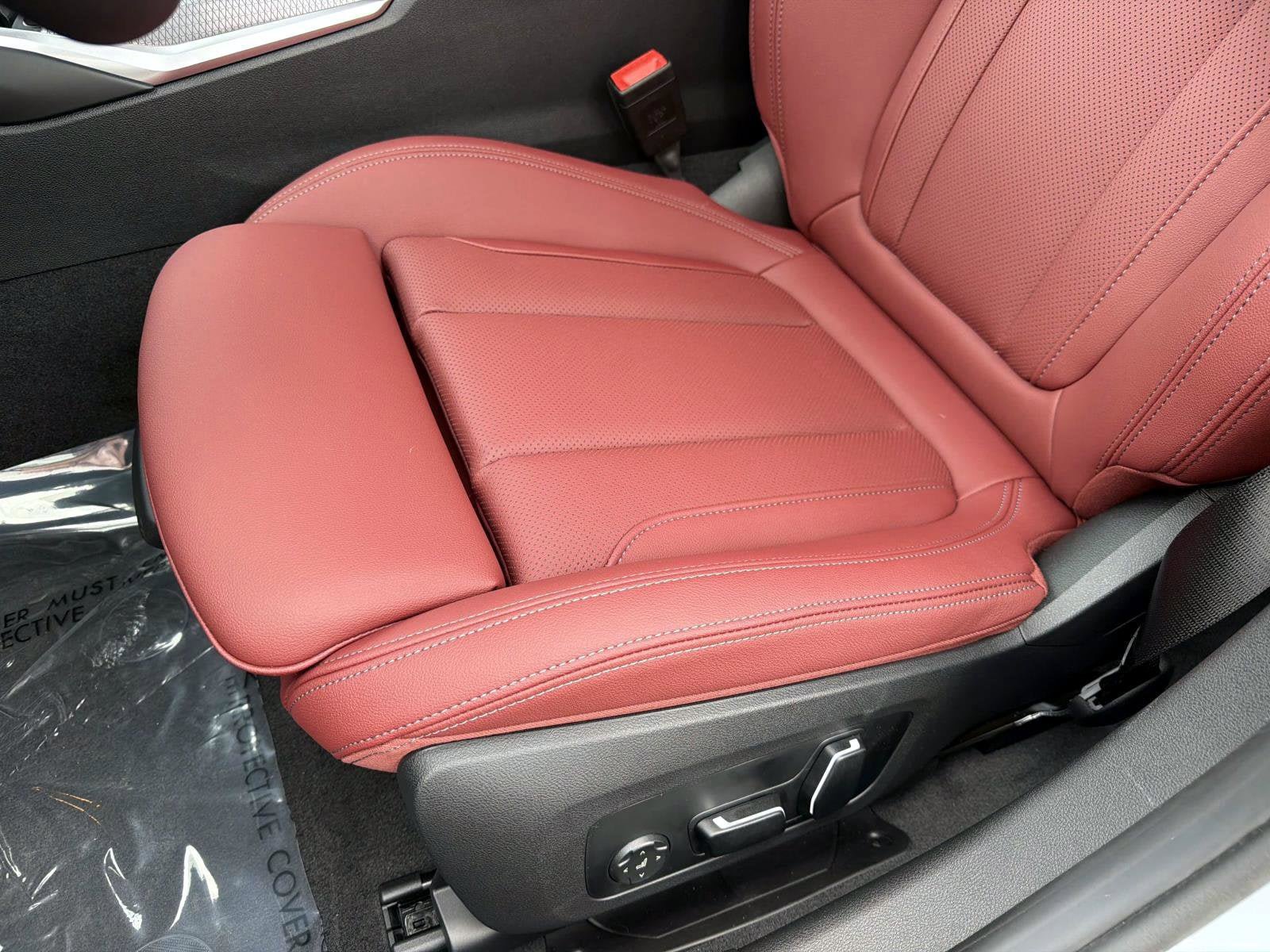 New 2026 BMW 330i Sedan w/ M Sport Package RWD image 18