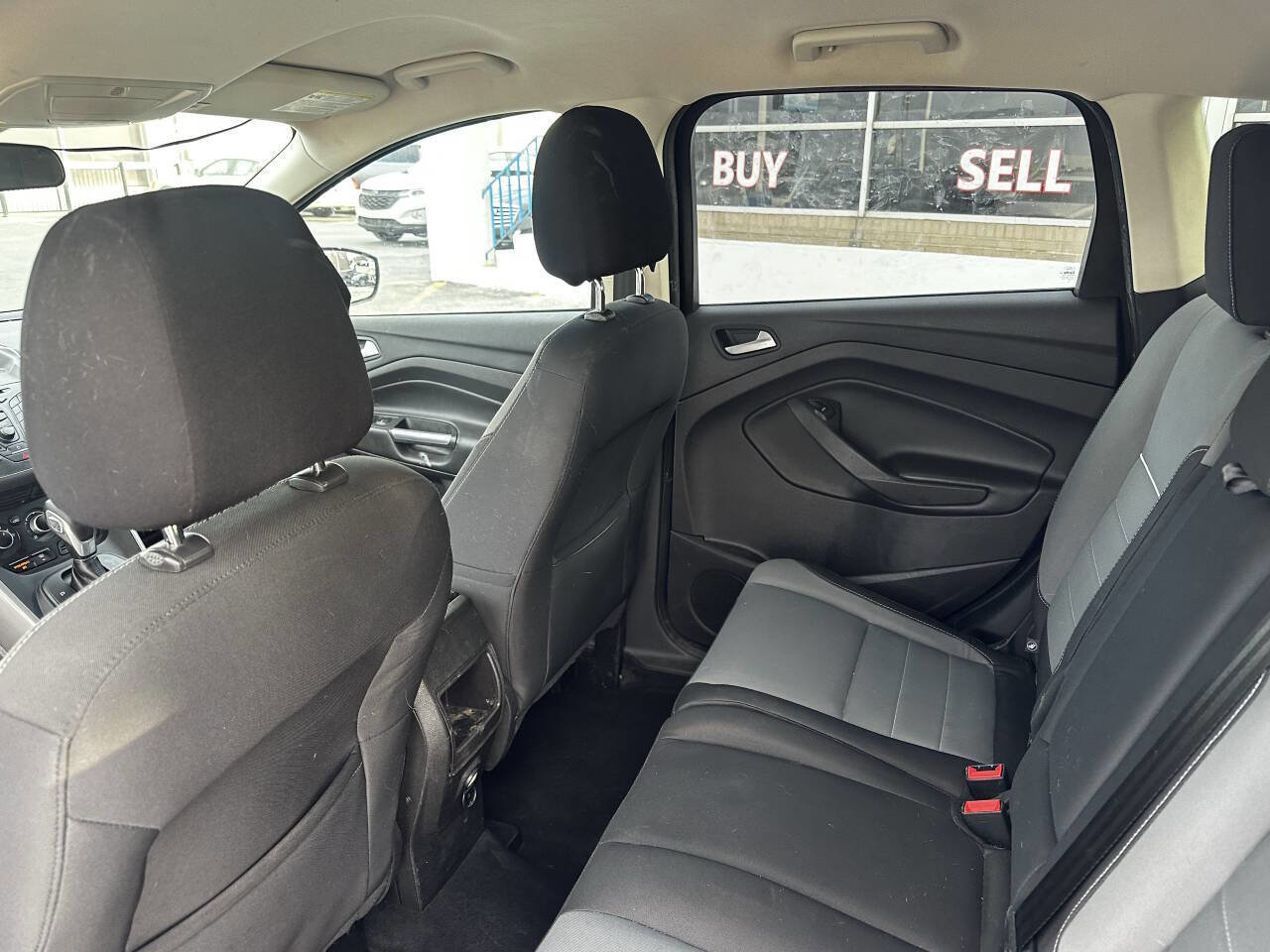 Used 2015 Ford Escape SE image 20