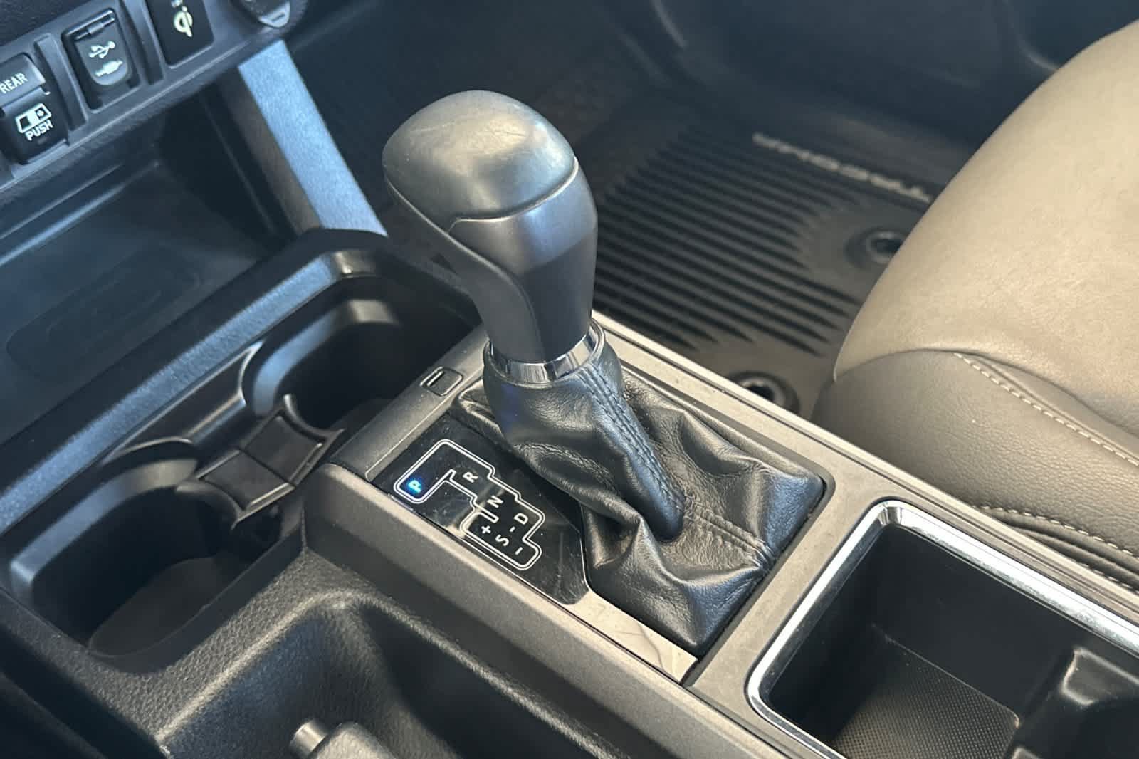 Used 2019 Toyota Tacoma TRD Sport w/ Technology Package AWD/4WD image 21