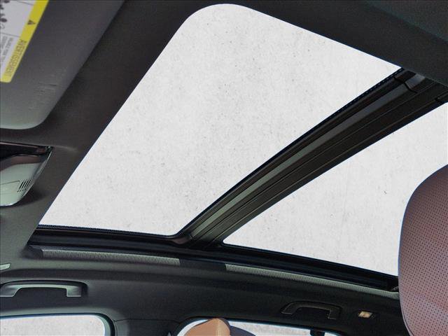 Used 2025 BMW X5 M60i image 16