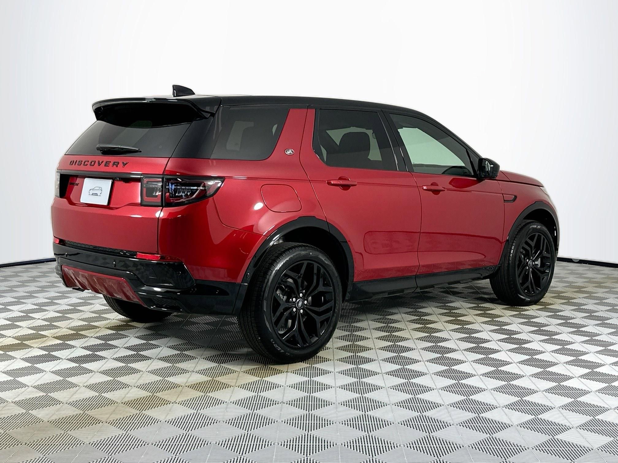Used 2026 Land Rover Discovery Sport Landmark AWD/4WD image 5