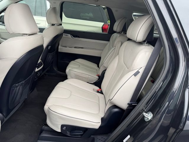 Used 2024 Hyundai Palisade Calligraphy AWD/4WD image 11
