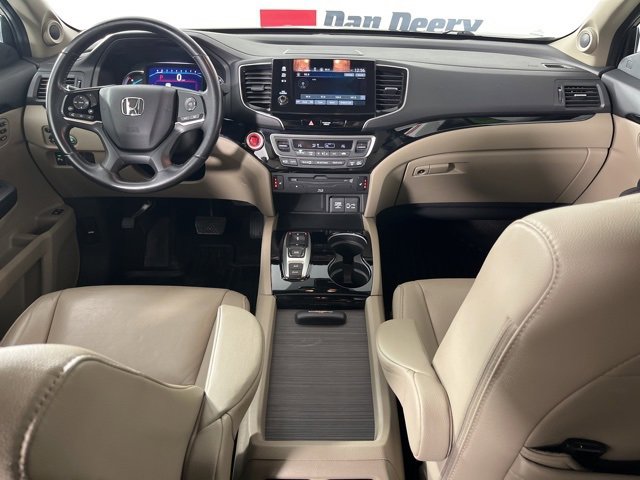 Used 2019 Honda Pilot Touring image 6