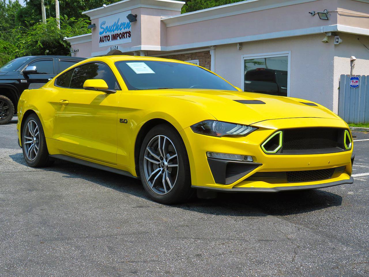 Used 2018 Ford Mustang GT Premium RWD image 5