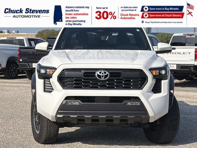Used 2025 Toyota Tacoma TRD Off-Road AWD/4WD image 4