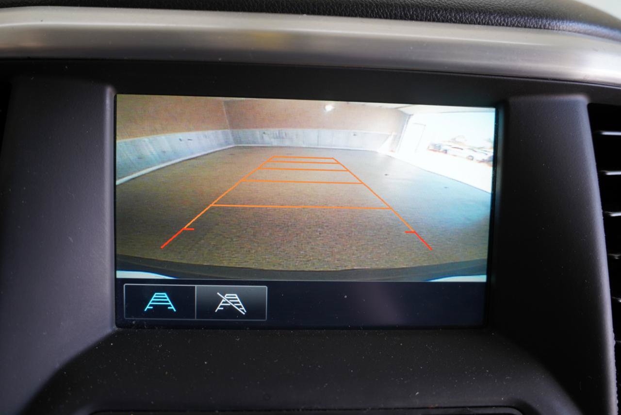 Used 2017 GMC Acadia SLE FWD image 19