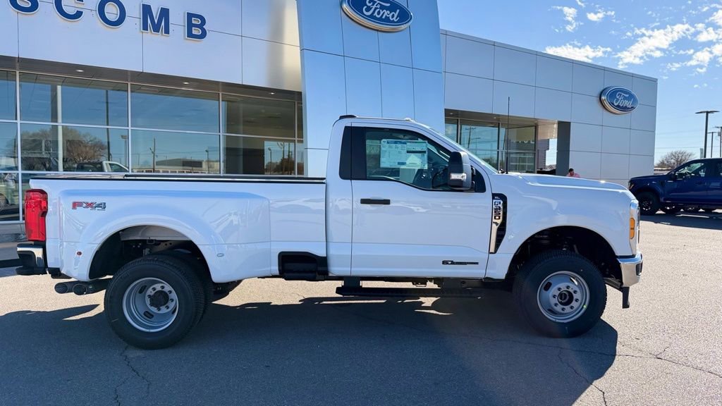 New 2026 Ford F350 XL w/ FX4 Off-Road Package image 10