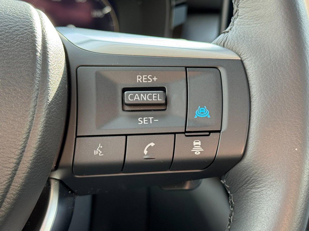 Used 2026 INFINITI QX60 Luxe w/ Family Package image 18