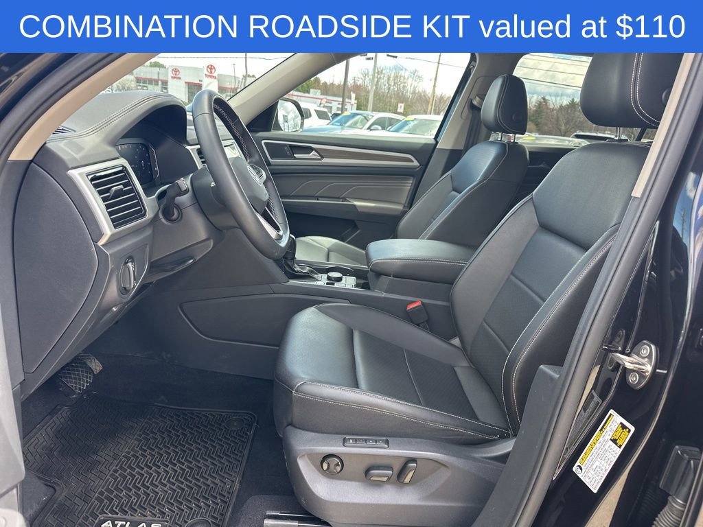 Used 2023 Volkswagen Atlas SEL AWD/4WD image 13