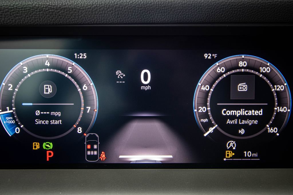 New 2026 Volkswagen Tiguan SE FWD image 39