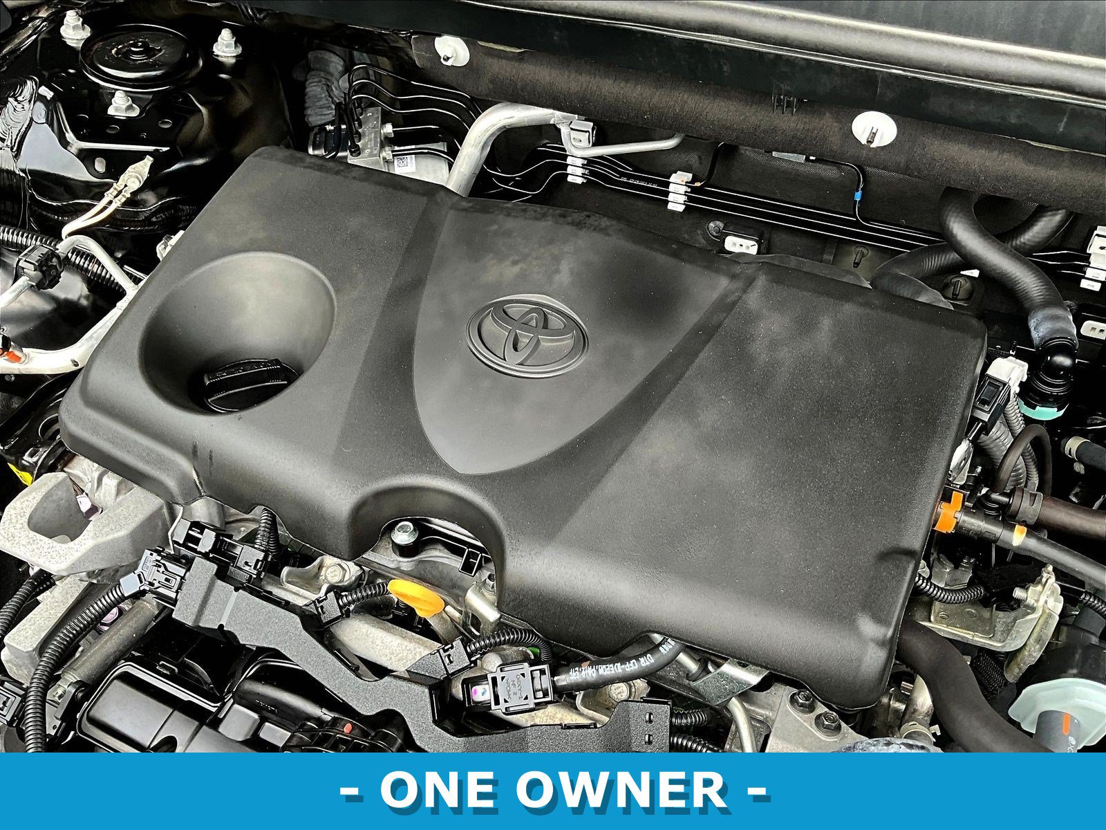 Used 2024 Toyota RAV4 LE FWD image 31