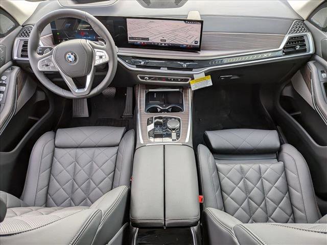 Used 2026 BMW X7 xDrive40i image 14