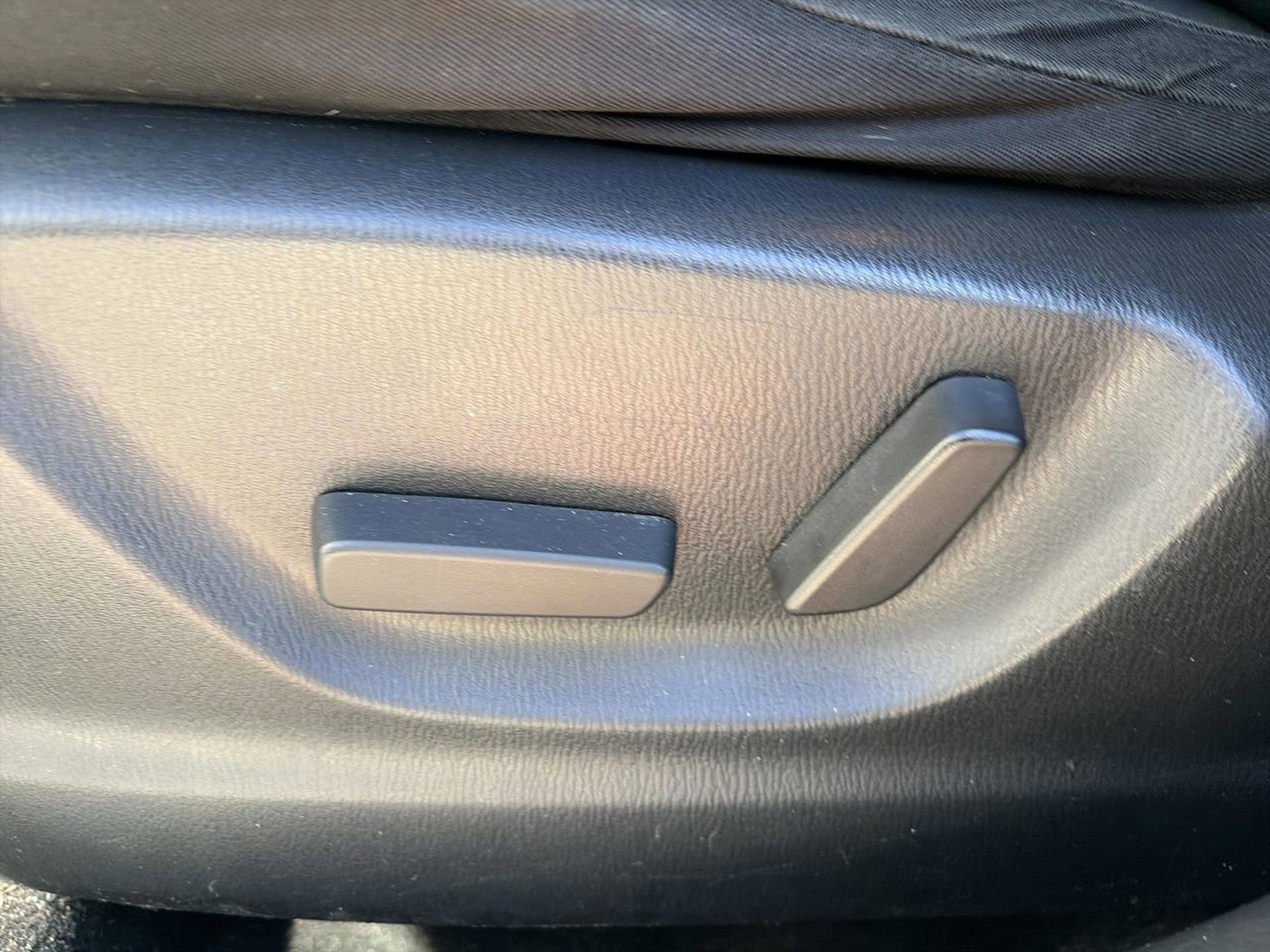 Used 2016 MAZDA CX-5 Touring image 15