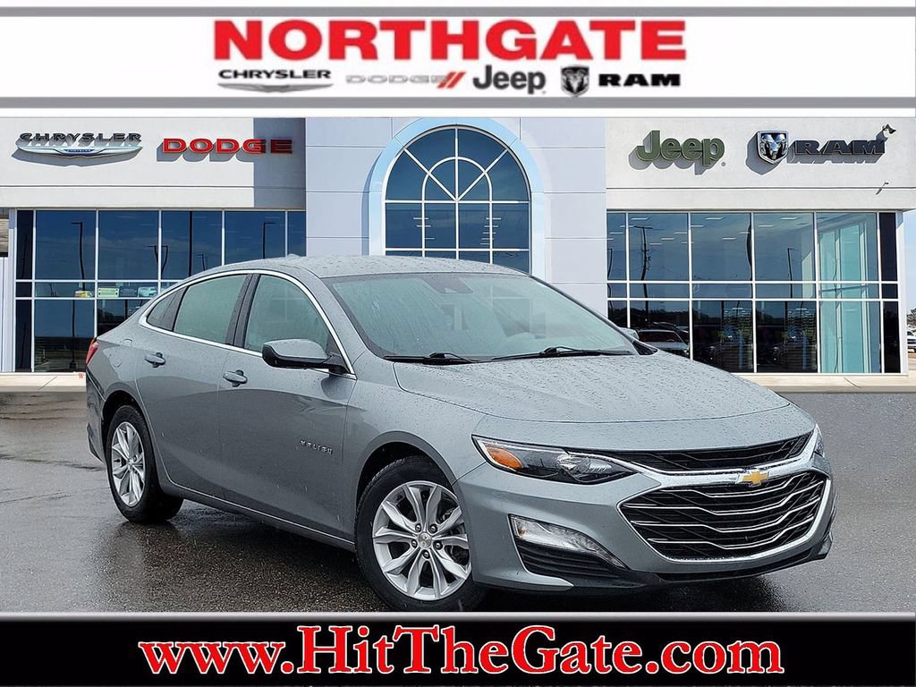 Used 2025 Chevrolet Malibu LT FWD image 1
