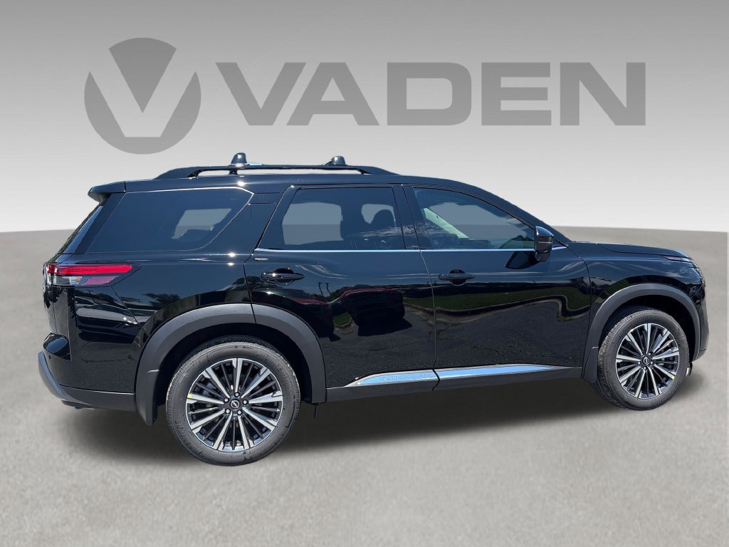 New 2026 Nissan Pathfinder Platinum FWD image 25