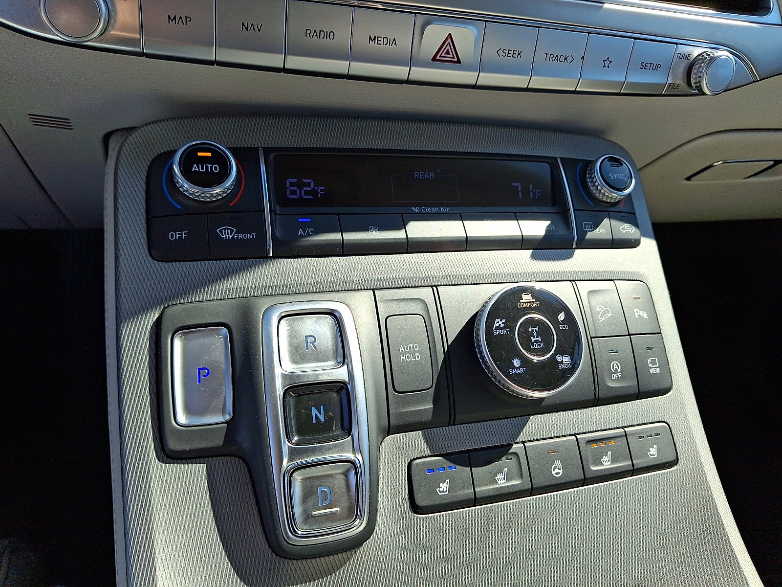 Used 2022 Hyundai Palisade Calligraphy image 22