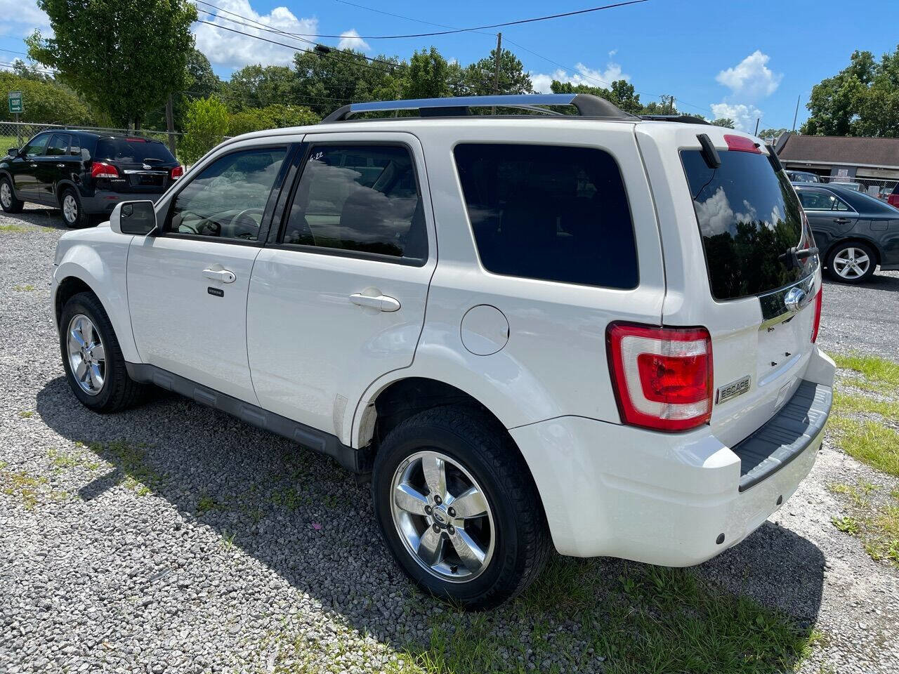 Used 2011 Ford Escape Limited w/ 302A Rapid Spec Order Code image 7