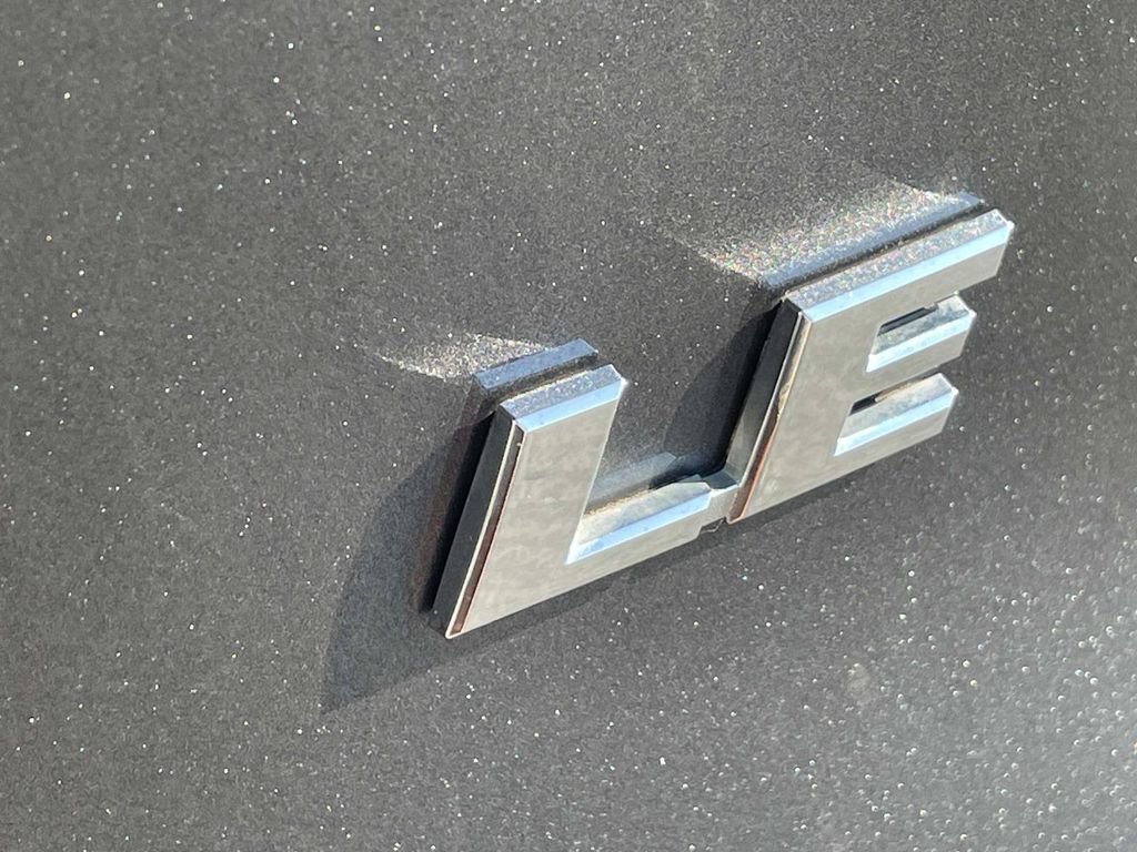 Used 2023 Toyota RAV4 LE FWD image 9