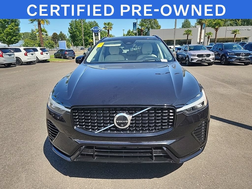 Certified 2023 Volvo XC60 T8 Ultimate w/ Climate Package AWD/4WD image 9