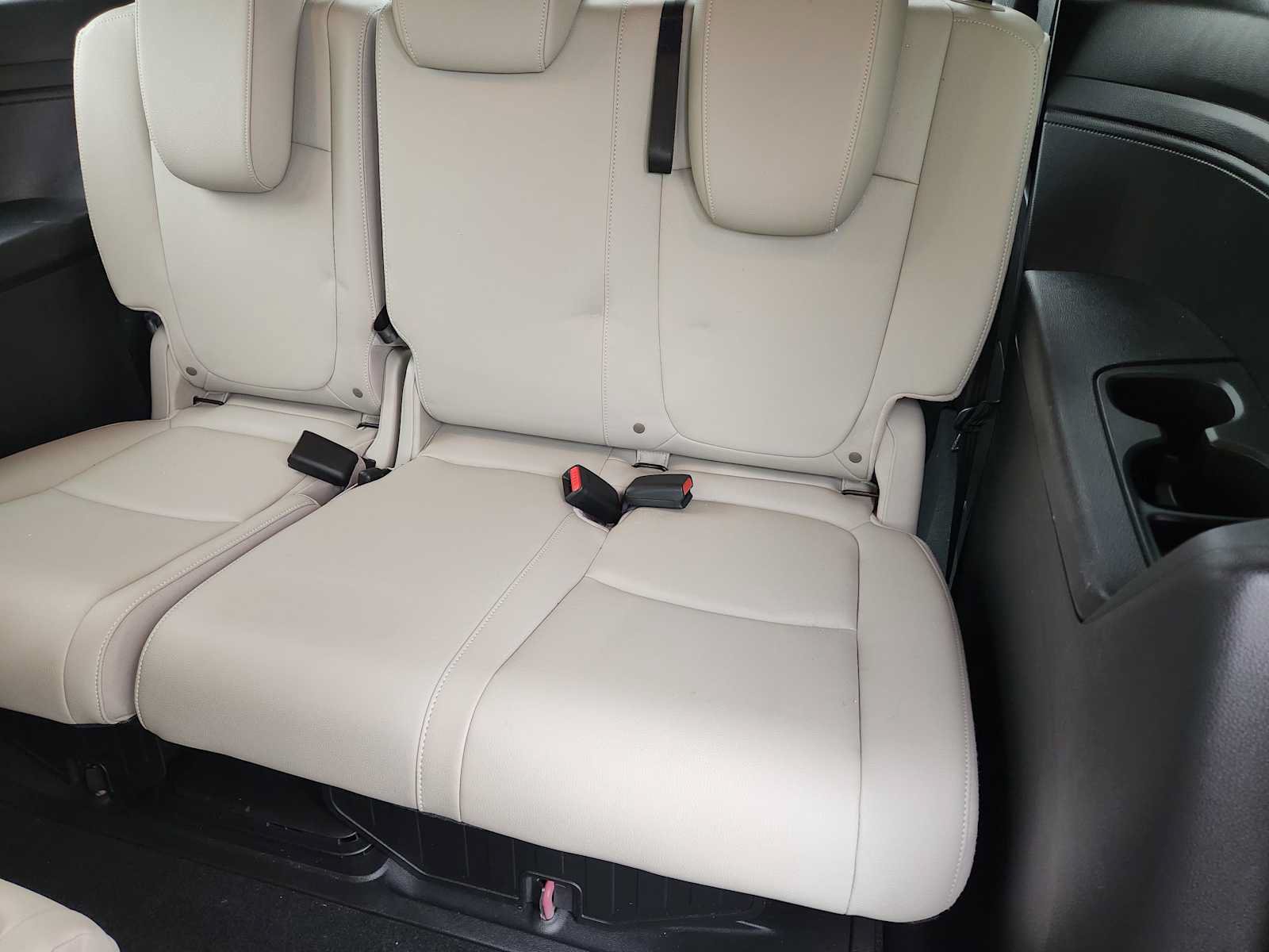 Certified 2026 Honda Odyssey EX-L image 30