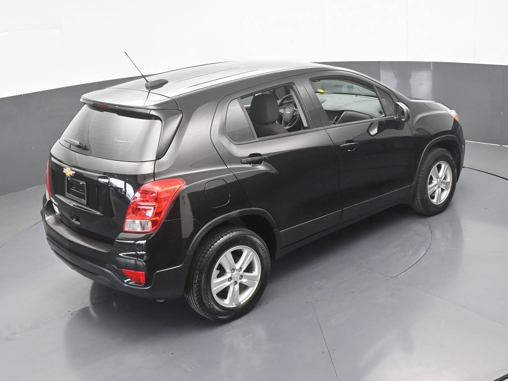 Used 2022 Chevrolet Trax LS AWD/4WD image 44