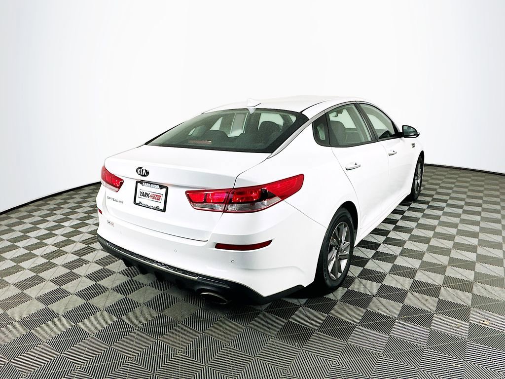 Used 2020 Kia Optima LX image 10